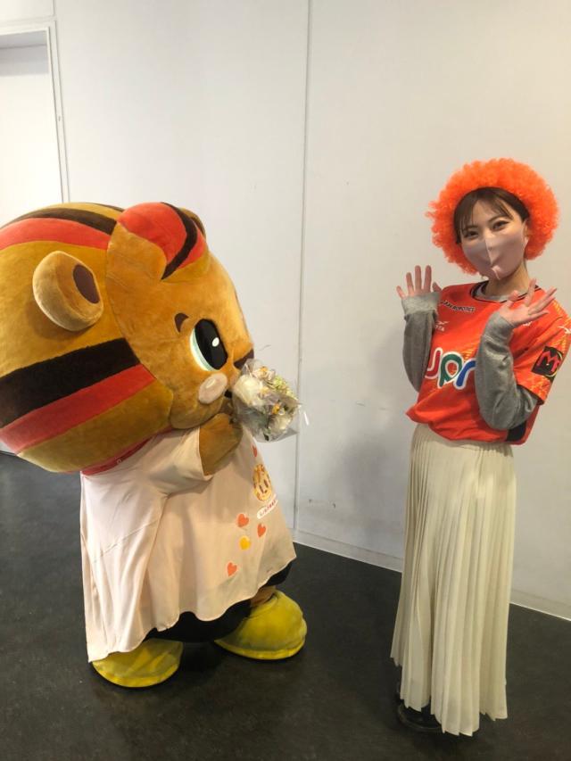 1615908741042033766.jpg 66.jpg